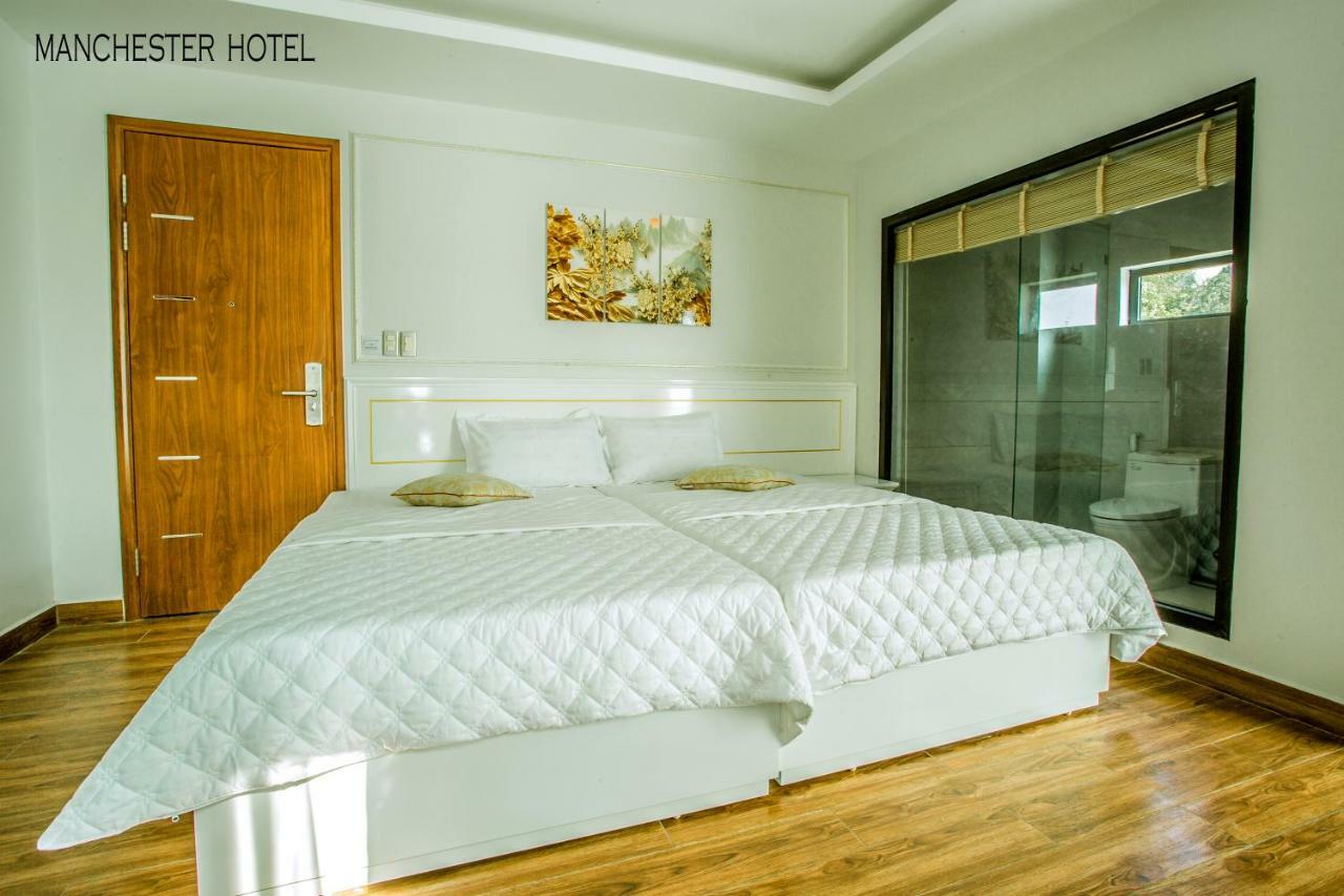 Manchester Hotel ฮาลอง ภายนอก รูปภาพ