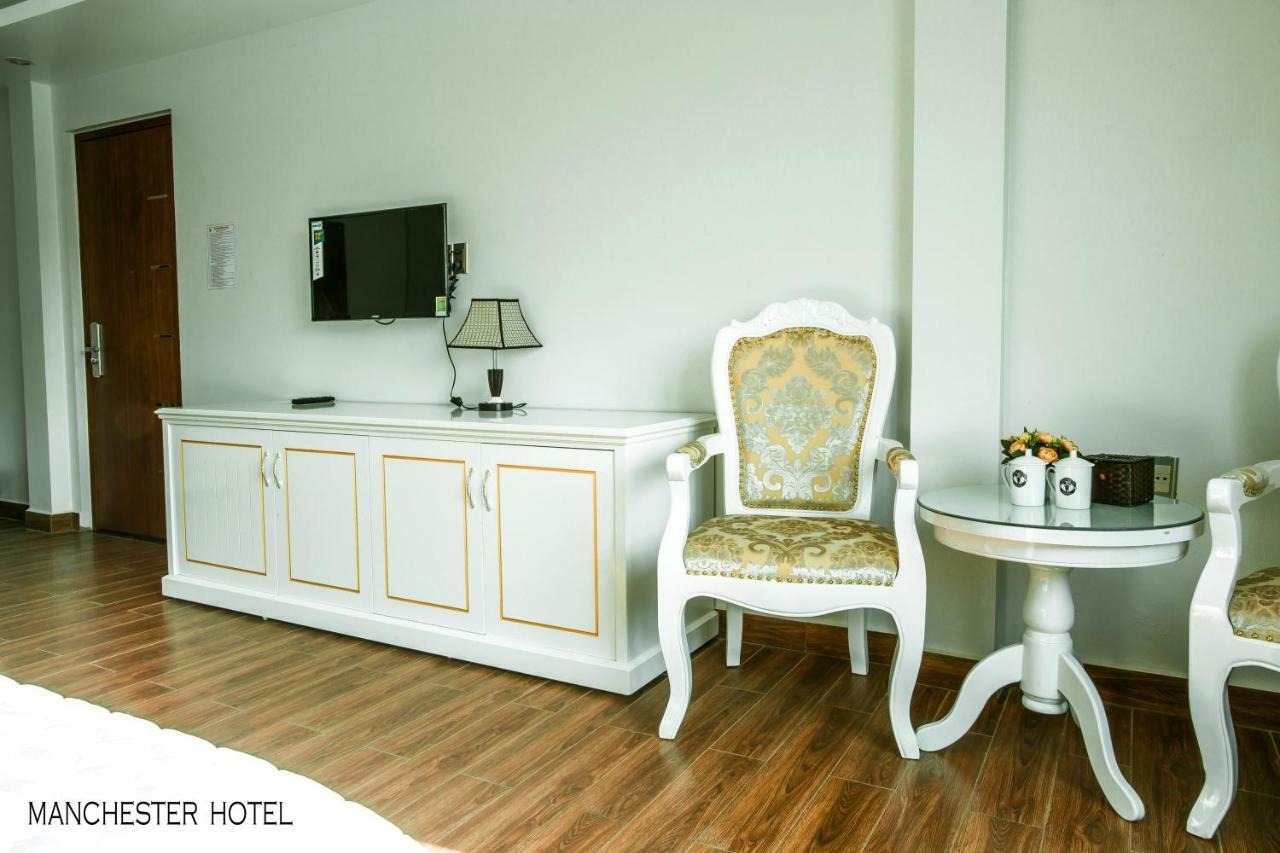 Manchester Hotel ฮาลอง ภายนอก รูปภาพ
